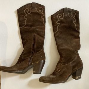 Used Suede Urban Cowboy Boots size 71/2